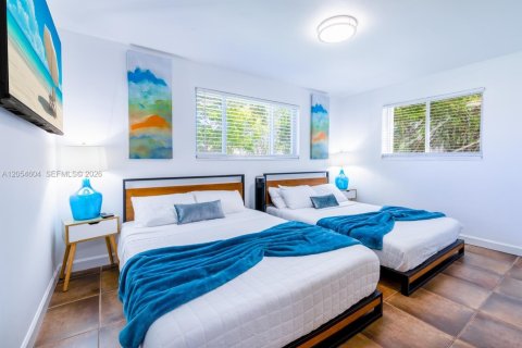 Casa en venta en Hollywood, Florida, 3 dormitorios, 149.39 m2 № 2180696 - foto 3