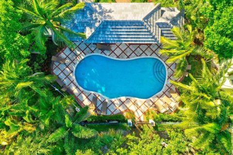 Adosado en venta en Delray Beach, Florida, 3 dormitorios, 183.76 m2 № 1217210 - foto 1
