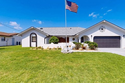 Villa ou maison à Palm Coast, Floride 3 chambres, 190.64 m2 № 2287749