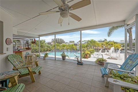 Casa en venta en Fort Myers, Florida, 3 dormitorios, 133.41 m2 № 1904008 - foto 28