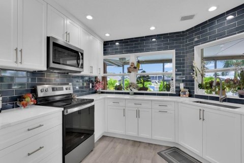 Casa en venta en Fort Myers, Florida, 3 dormitorios, 133.41 m2 № 1904008 - foto 15