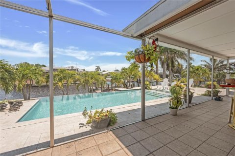 Casa en venta en Fort Myers, Florida, 3 dormitorios, 133.41 m2 № 1904008 - foto 27
