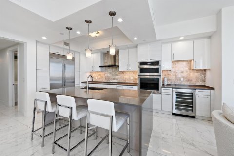 Condo in North Palm Beach, Florida, 2 bedrooms  № 2087781 - photo 6