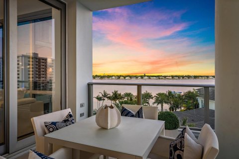 Condo in North Palm Beach, Florida, 2 bedrooms  № 2087781 - photo 27