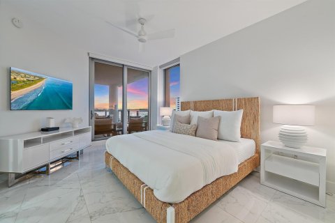 Condo in North Palm Beach, Florida, 2 bedrooms  № 2087781 - photo 14