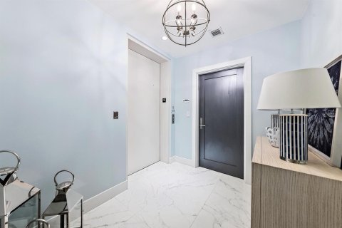 Condo in North Palm Beach, Florida, 2 bedrooms  № 2087781 - photo 25