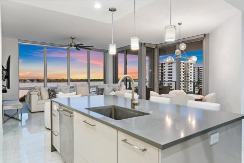 Condo in North Palm Beach, Florida, 2 bedrooms  № 2087781 - photo 7
