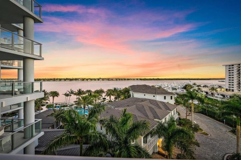 Condo in North Palm Beach, Florida, 2 bedrooms  № 2087781 - photo 29
