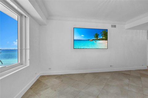 Condominio en venta en Miami Beach, Florida, 2 dormitorios, 114.27 m2 № 1729259 - foto 22