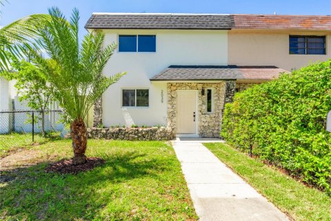 Villa ou maison à vendre à North Miami Beach, Floride: 2 chambres, 148.64 m2 № 1727567 - photo 1