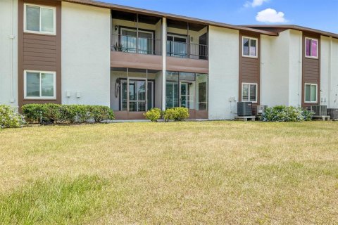 Copropriété à louer à Zephyrhills, Floride: 2 chambres, 81.38 m2 № 2319213 - photo 20
