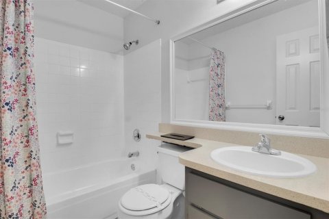 Copropriété à louer à Zephyrhills, Floride: 2 chambres, 81.38 m2 № 2319213 - photo 17