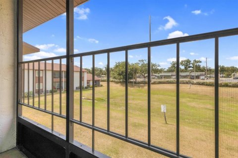 Copropriété à louer à Zephyrhills, Floride: 2 chambres, 81.38 m2 № 2319213 - photo 18