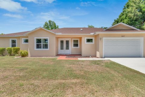 House in Plant City, Florida 3 bedrooms, 170.94 sq.m. № 1797910 - photo 1