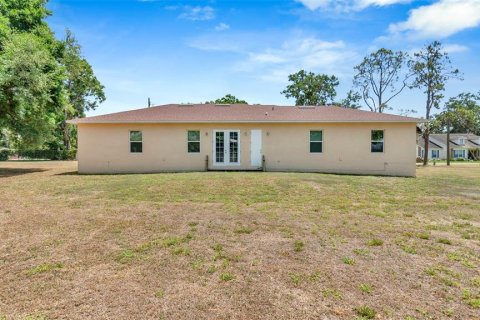House in Plant City, Florida 3 bedrooms, 170.94 sq.m. № 1797910 - photo 6