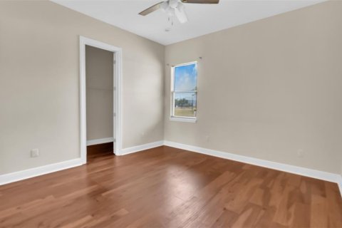 House in Plant City, Florida 3 bedrooms, 170.94 sq.m. № 1797910 - photo 20