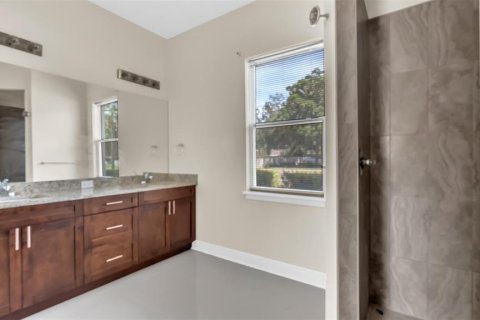 House in Plant City, Florida 3 bedrooms, 170.94 sq.m. № 1797910 - photo 22