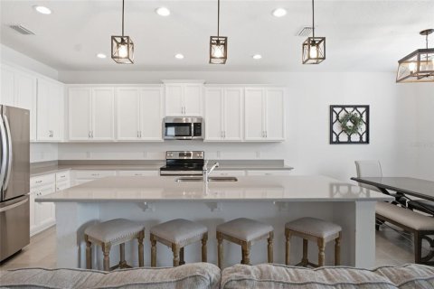 House in Groveland, Florida 4 bedrooms, 194.35 sq.m. № 2230798 - photo 7