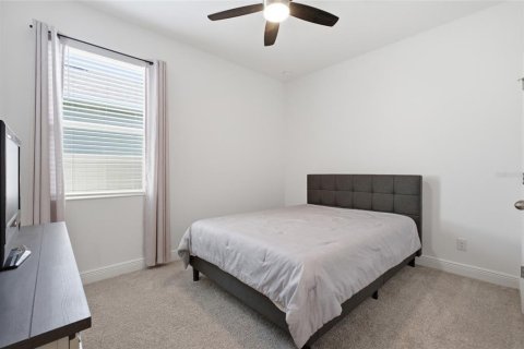House in Groveland, Florida 4 bedrooms, 194.35 sq.m. № 2230798 - photo 20