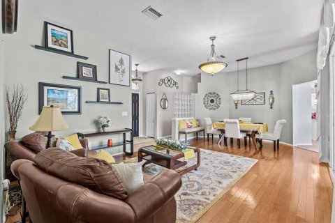 Casa en venta en Tarpon Springs, Florida, 3 dormitorios, 155.61 m2 № 1649166 - foto 6