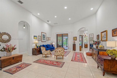 Купить виллу или дом в Катлер-Бей, Флорида 5 спален, 284.37м2, № 2044784 - фото 4