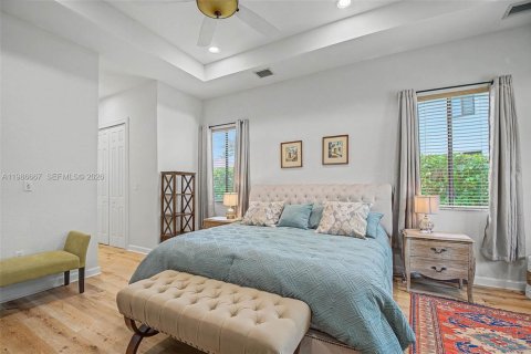 Купить виллу или дом в Катлер-Бей, Флорида 5 спален, 284.37м2, № 2044784 - фото 7