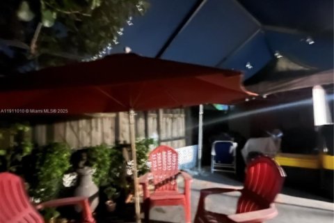 Купить виллу или дом в Майами, Флорида 3 спальни, 113.81м2, № 1969567 - фото 7