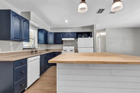 Villa ou maison à louer à Maitland, Floride: 3 chambres, 122.91 m2 № 2101834 - photo 6