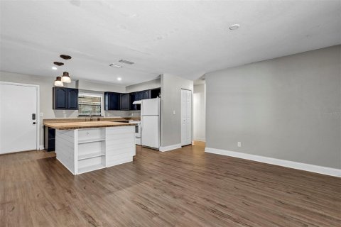 Villa ou maison à louer à Maitland, Floride: 3 chambres, 122.91 m2 № 2101834 - photo 3