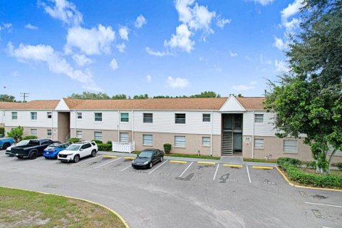 Copropriété à louer à Tampa, Floride: 4 chambres, 126.63 m2 № 2437373 - photo 3