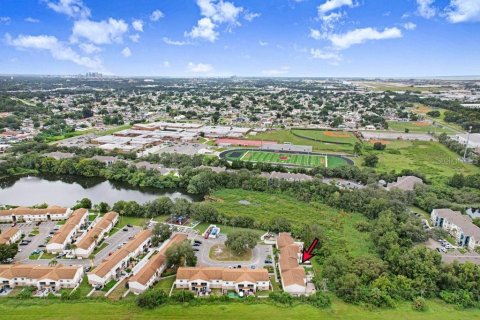 Copropriété à louer à Tampa, Floride: 4 chambres, 126.63 m2 № 2437373 - photo 7