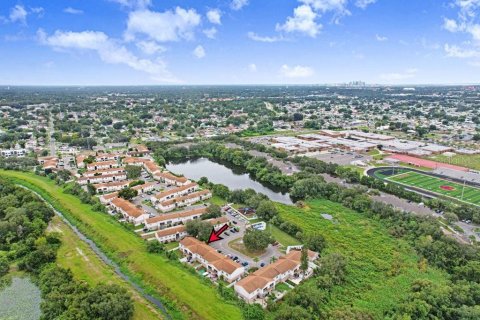 Copropriété à louer à Tampa, Floride: 4 chambres, 126.63 m2 № 2437373 - photo 6