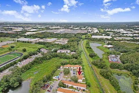 Copropriété à louer à Tampa, Floride: 4 chambres, 126.63 m2 № 2437373 - photo 8