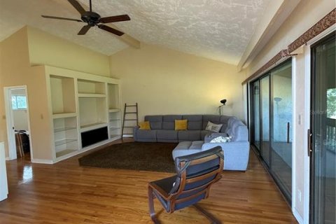 Casa en venta en Haines City, Florida, 2 dormitorios, 181.72 m2 № 2148860 - foto 17
