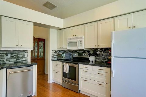Casa en venta en Leesburg, Florida, 2 dormitorios, 123.84 m2 № 1734063 - foto 8