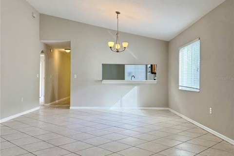 Villa ou maison à vendre à Tampa, Floride: 3 chambres, 137.5 m2 № 2399234 - photo 5