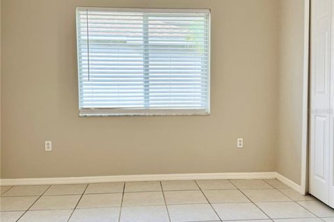 Villa ou maison à vendre à Tampa, Floride: 3 chambres, 137.5 m2 № 2399234 - photo 12