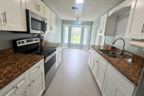 Casa en venta en Port Charlotte, Florida, 3 dormitorios, 148.92 m2 № 2116212 - foto 21