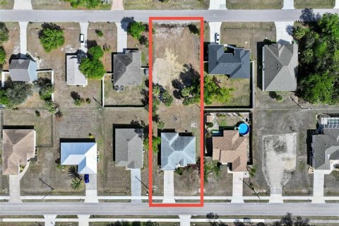 Casa en venta en Port Charlotte, Florida, 3 dormitorios, 148.92 m2 № 2116212 - foto 7