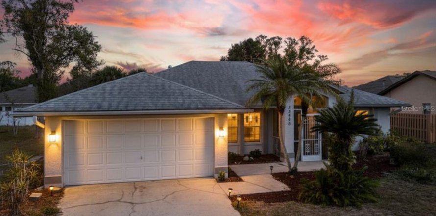Casa en Port Charlotte, Florida 3 dormitorios, 148.92 m2 № 2116212