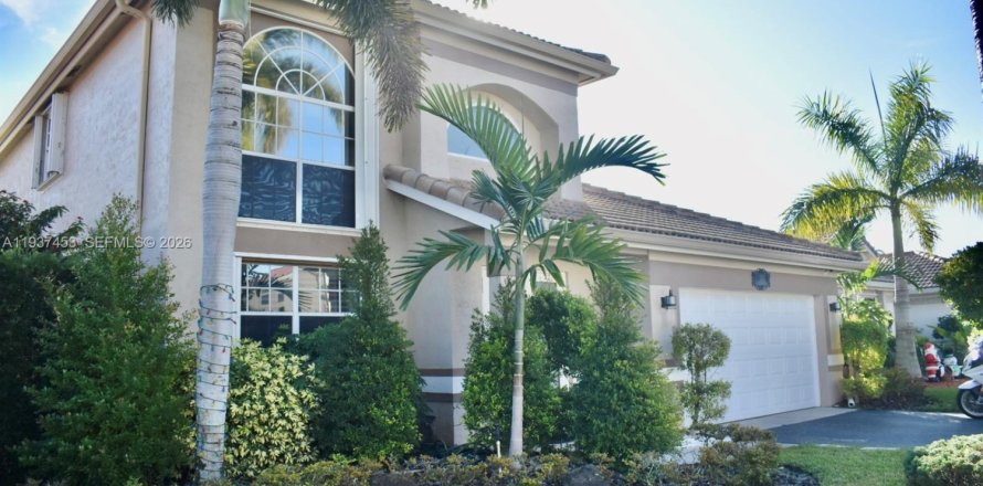 Villa ou maison à Sunrise, Floride 4 chambres, 212.19 m2 № 2053474