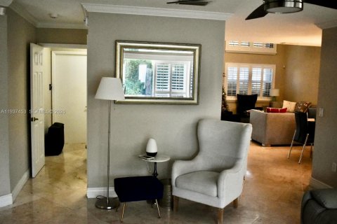 Villa ou maison à louer à Sunrise, Floride: 4 chambres, 212.19 m2 № 2053474 - photo 12
