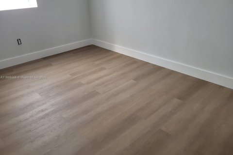 Villa ou maison à vendre à Deerfield Beach, Floride: 3 chambres, 138.42 m2 № 1955776 - photo 4