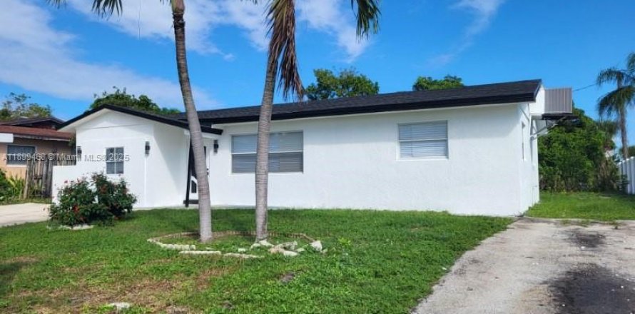 Villa ou maison à Deerfield Beach, Floride 3 chambres, 138.42 m2 № 1955776