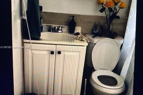 Propiedad comercial en venta en Miami, Florida, 98.1 m2 № 2029688 - foto 26