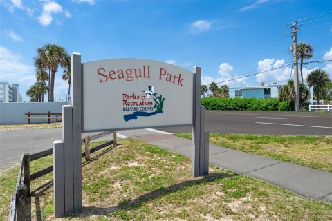 Condominio en venta en Satellite Beach, Florida, 1 dormitorio, 57.04 m2 № 2167318 - foto 23