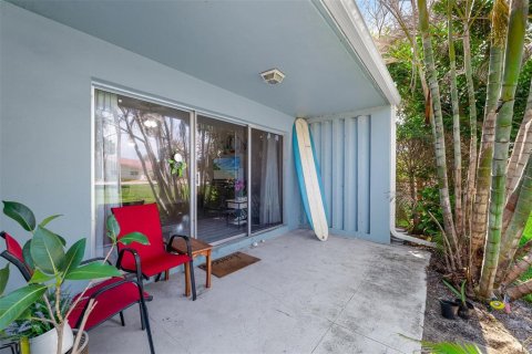 Condominio en venta en Satellite Beach, Florida, 1 dormitorio, 57.04 m2 № 2167318 - foto 13