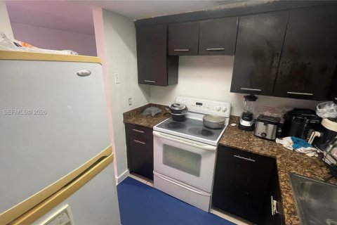 Купить кондоминиум в Норт-Майами, Флорида 1 спальня, 75.53м2, № 2045866 - фото 7