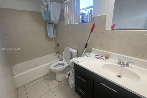 Купить кондоминиум в Норт-Майами, Флорида 1 спальня, 75.53м2, № 2045866 - фото 14