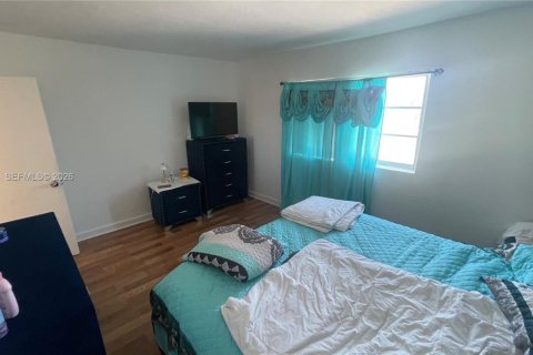 Купить кондоминиум в Норт-Майами, Флорида 1 спальня, 75.53м2, № 2045866 - фото 13